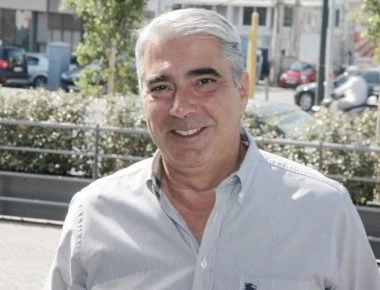 Πρώην βουλευτής της ΝΔ καταγγέλλει τον Σίμο Κεδίκογλου: Παίρνει παράτυπα το επίδομα ενοικίου!